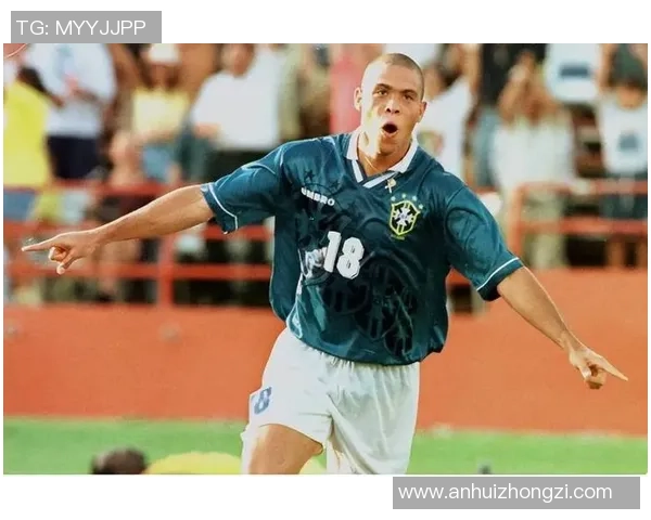 带b的足球明星们在绿茵场上的辉煌与传奇故事 带b的足球明星们在绿茵场上的辉煌与传奇故事