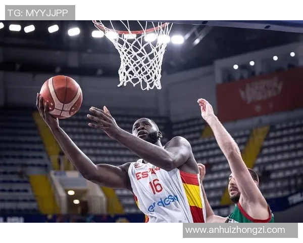 西安篮球队在欧锦赛积分榜上以60分稳居第一名展现强劲实力