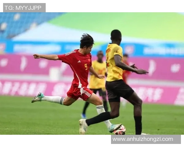 中国血统的足球明星们在国际赛场上的辉煌成就与影响力探讨